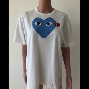 Comme des garçon t.shirt.